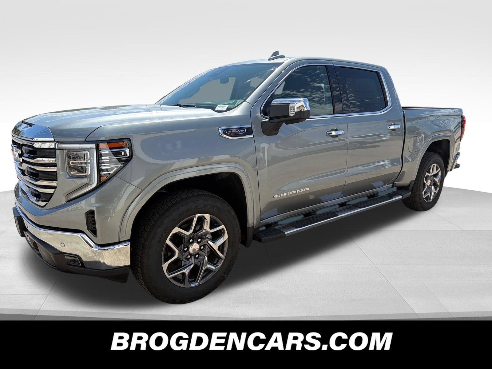 New 2026 GMC Sierra 1500 SLT w/ SLT Premium Plus Package AWD/4WD image 4