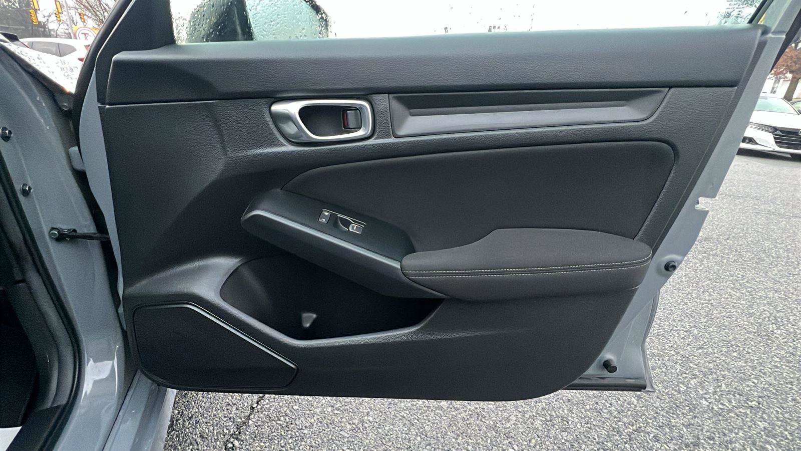 Certified 2025 Honda Civic Sport image 12