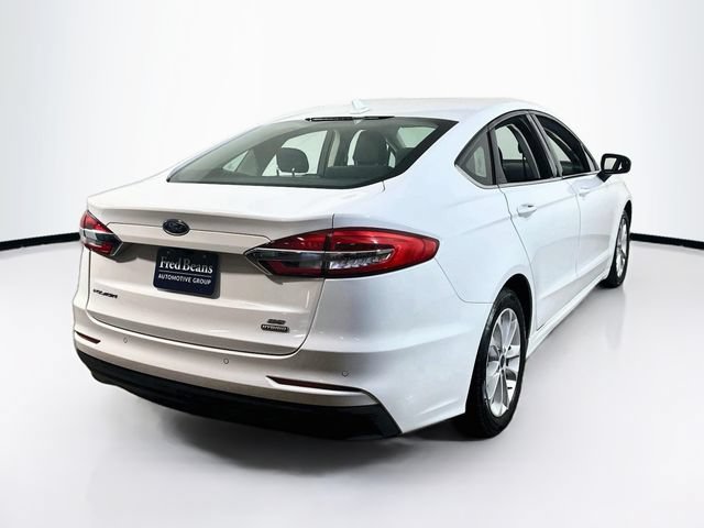Used 2020 Ford Fusion SE FWD image 11