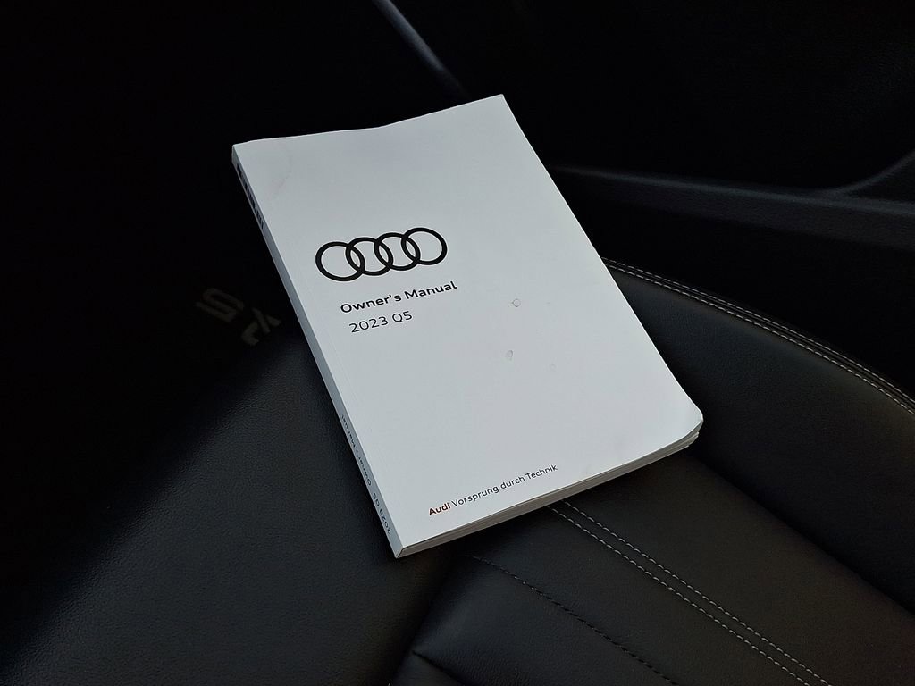 Used 2023 Audi Q5 2.0T Premium w/ Convenience Package image 26