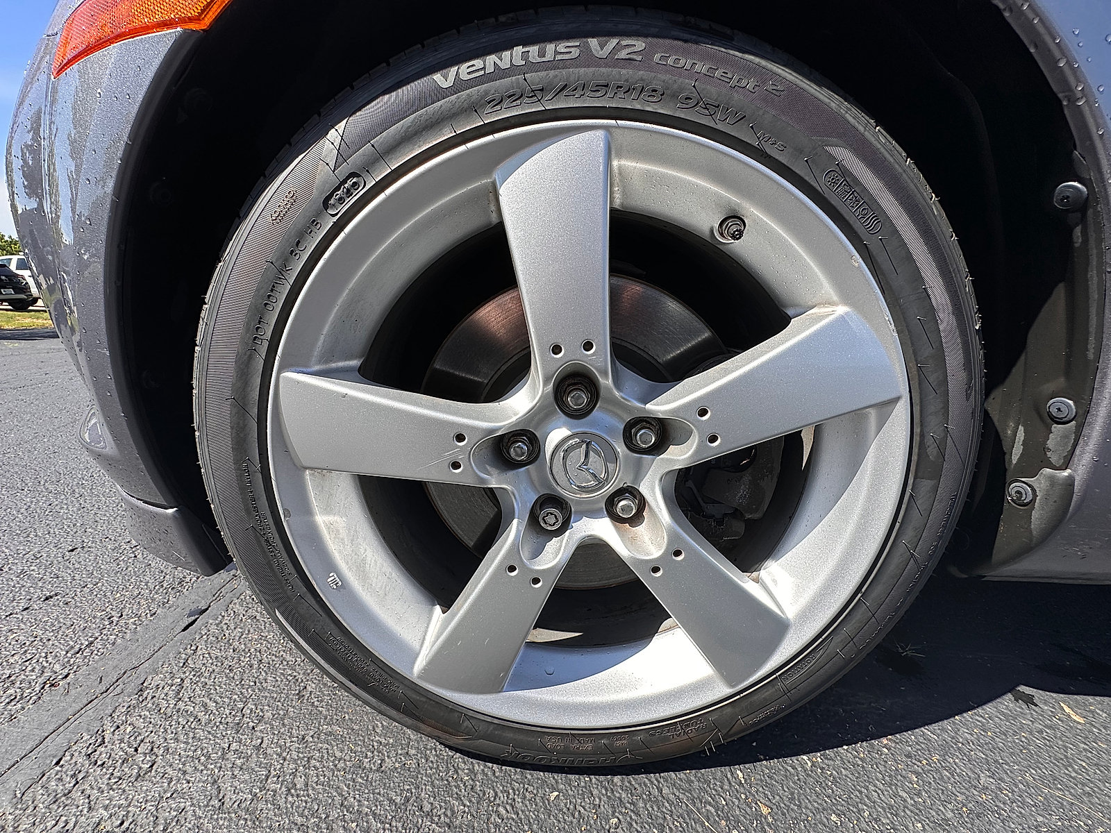 Used 2004 MAZDA RX-8 w/ MT Grand Touring Pkg RWD image 9