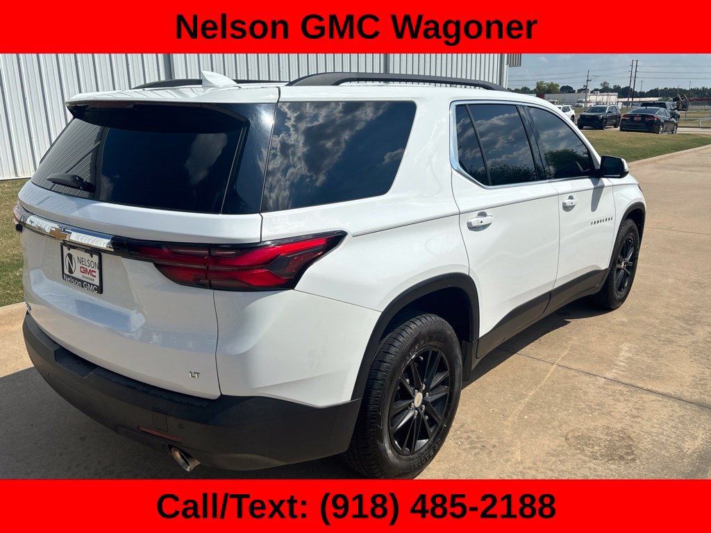 Used 2022 Chevrolet Traverse LT FWD image 6
