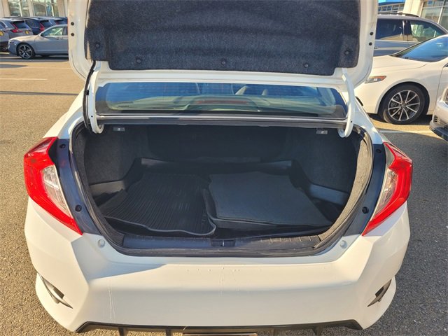 Used 2020 Honda Civic Sport image 11