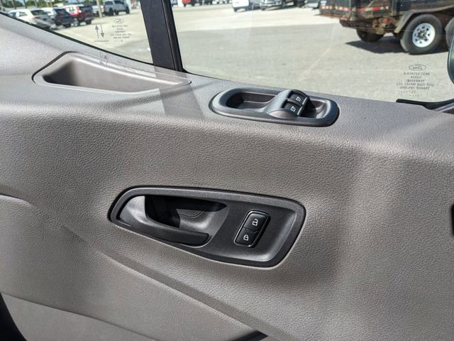 New 2026 Ford Transit 250 148 Medium Roof image 19