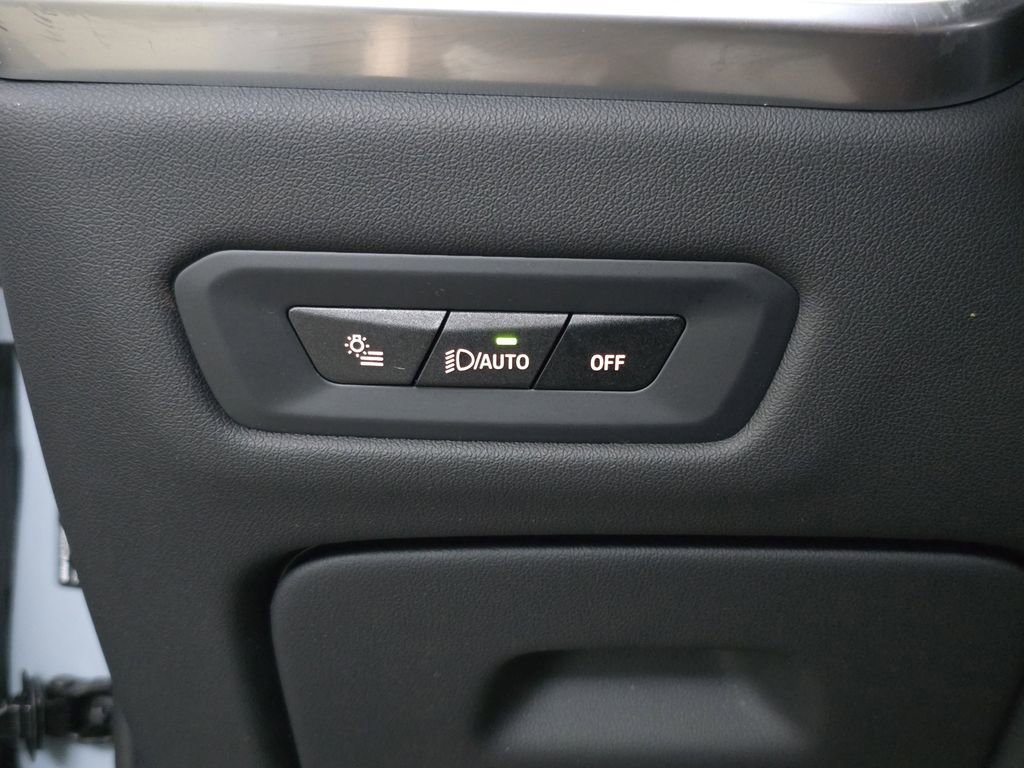 Used 2024 BMW X5 xDrive50e w/ M Sport Package image 27