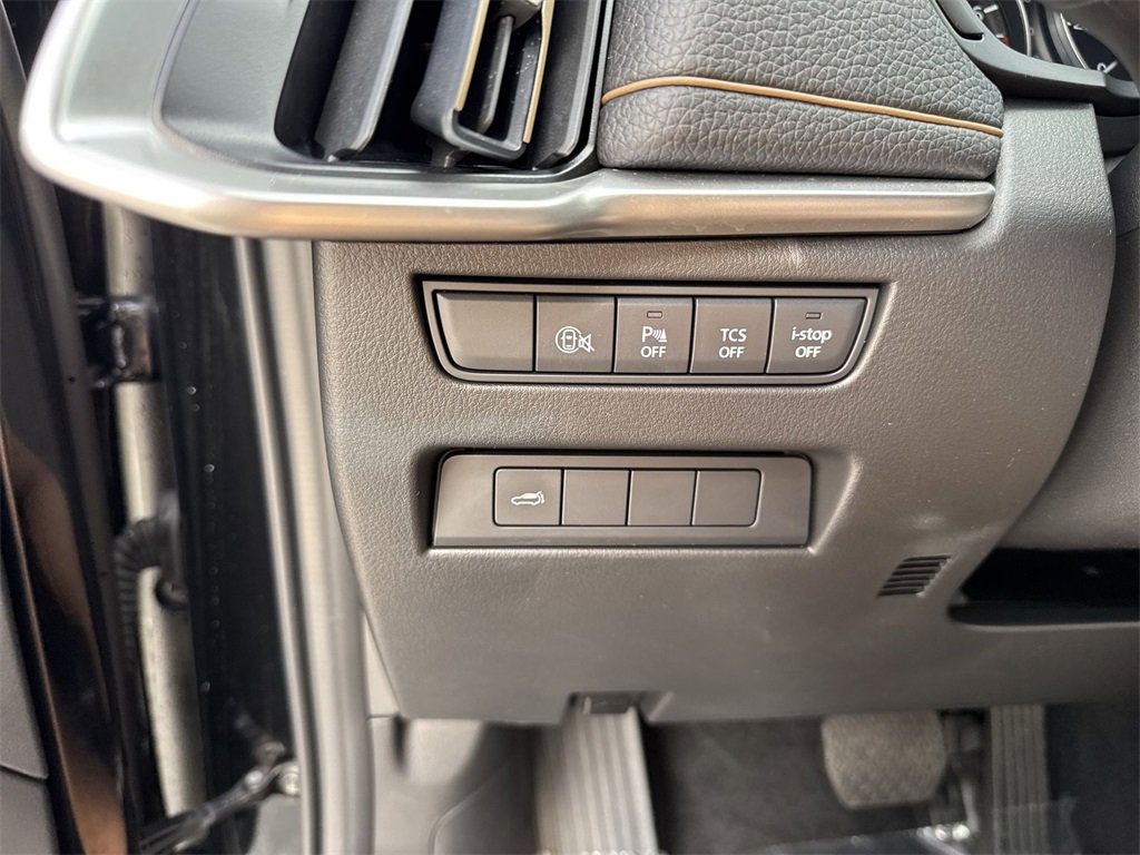 Certified 2025 MAZDA CX-70 3.3 Turbo w/ Preferred Package image 58