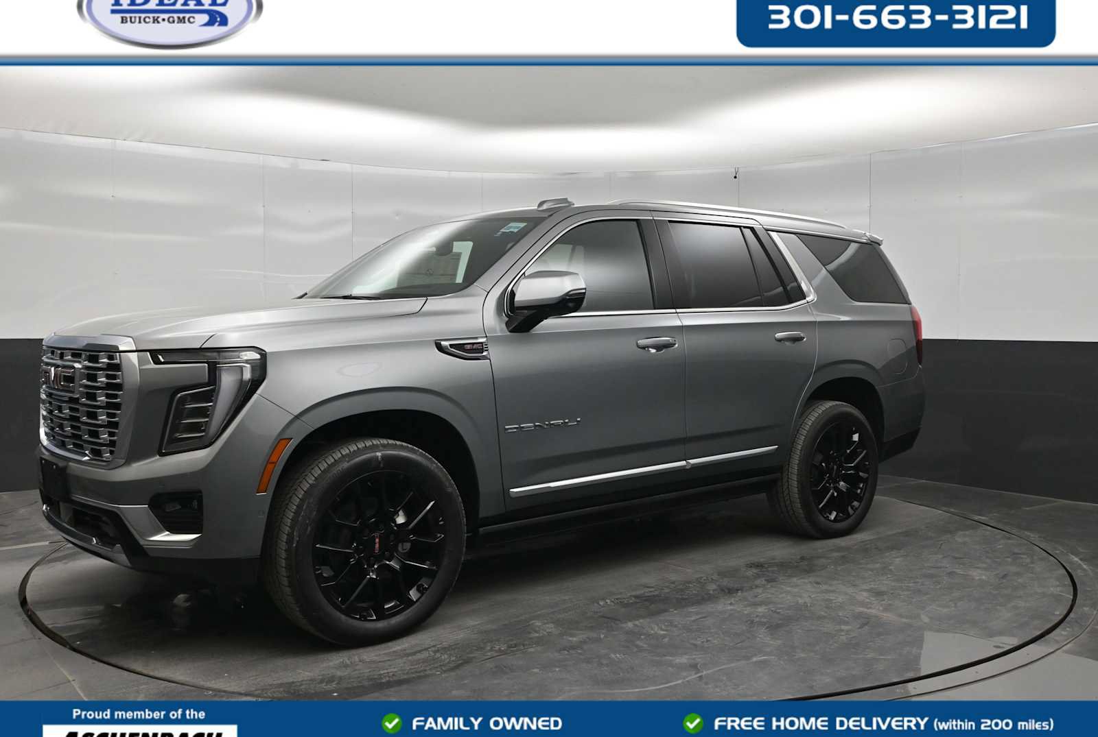 New 2026 GMC Yukon Denali w/ Sun & Power Step Package