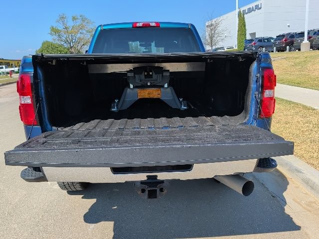 Used 2018 GMC Sierra 2500 SLE w/ SLE Preferred Package AWD/4WD image 12