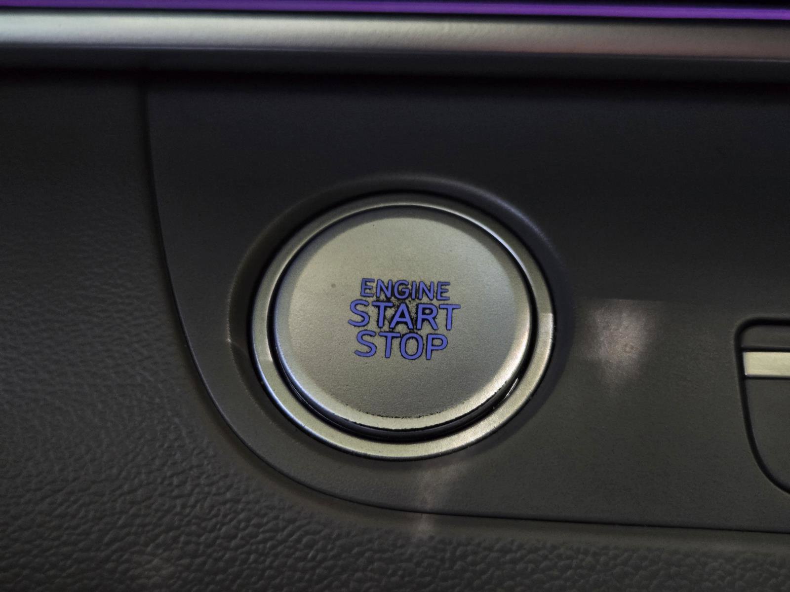 Used 2024 Hyundai Elantra SEL FWD image 35
