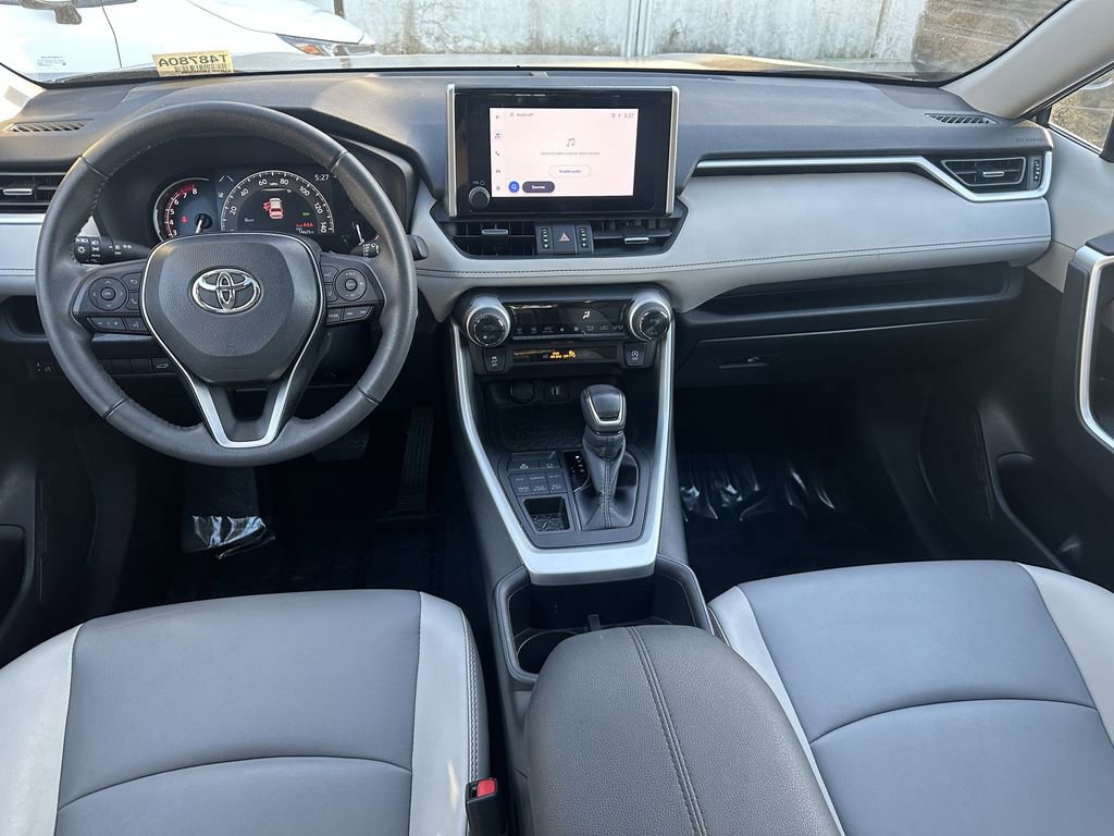 Used 2024 Toyota RAV4 XLE Premium image 10