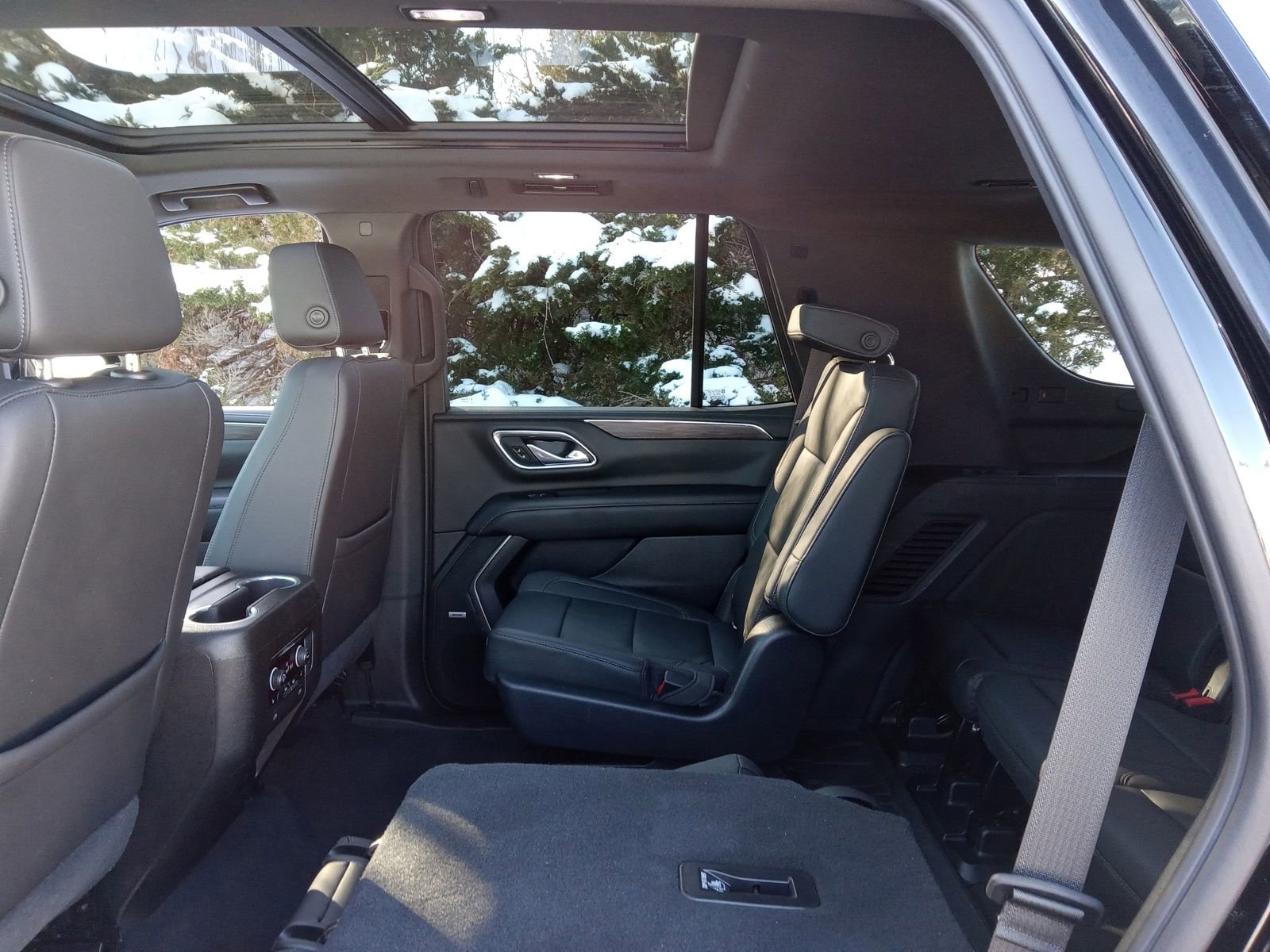 Used 2021 Chevrolet Tahoe LT w/ LT Signature Package image 24