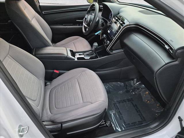Used 2023 Hyundai Santa Cruz SE AWD/4WD image 19