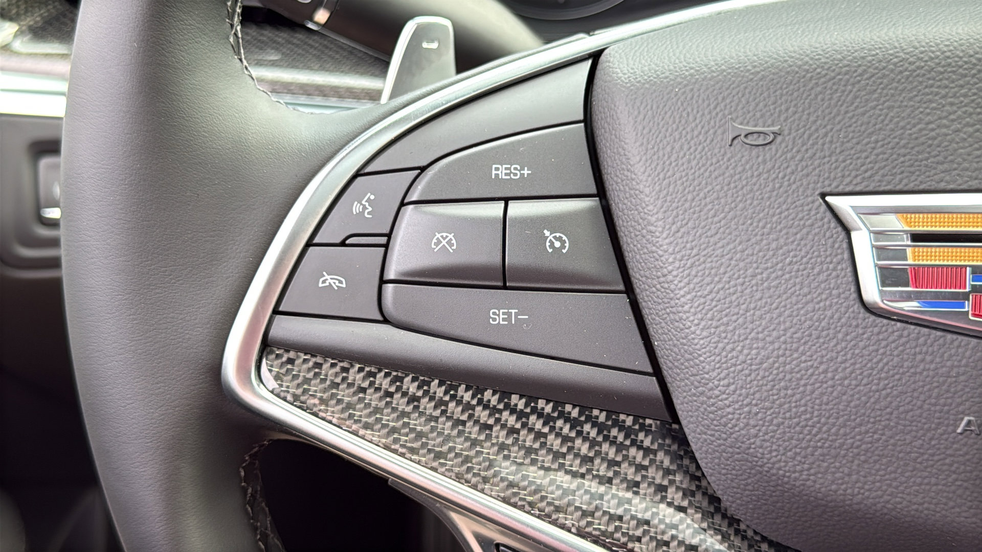 New 2026 Cadillac XT5 Sportv image 16