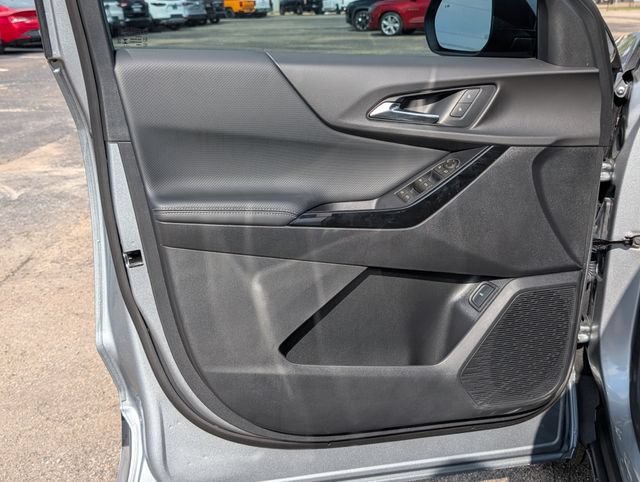 New 2026 Chevrolet Equinox LT w/ Convenience Package II FWD image 12