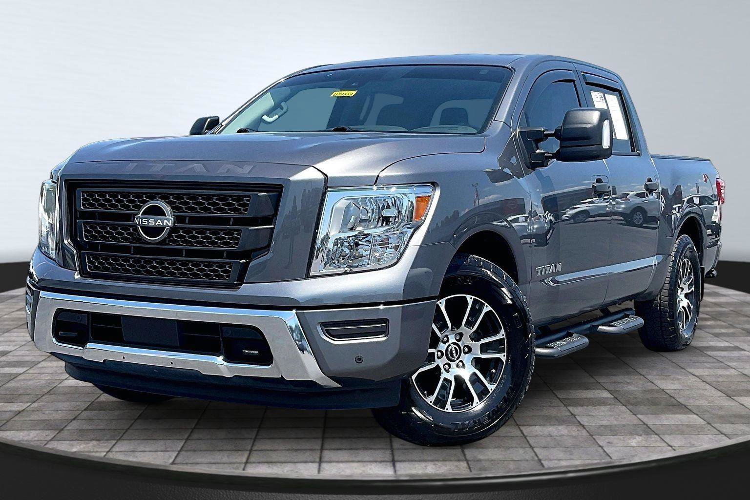 Certified 2024 Nissan Titan SV w/ SV Convenience Package RWD image 14