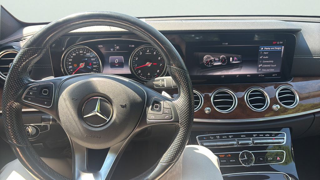 Used 2017 Mercedes-Benz E 300 4MATIC image 14
