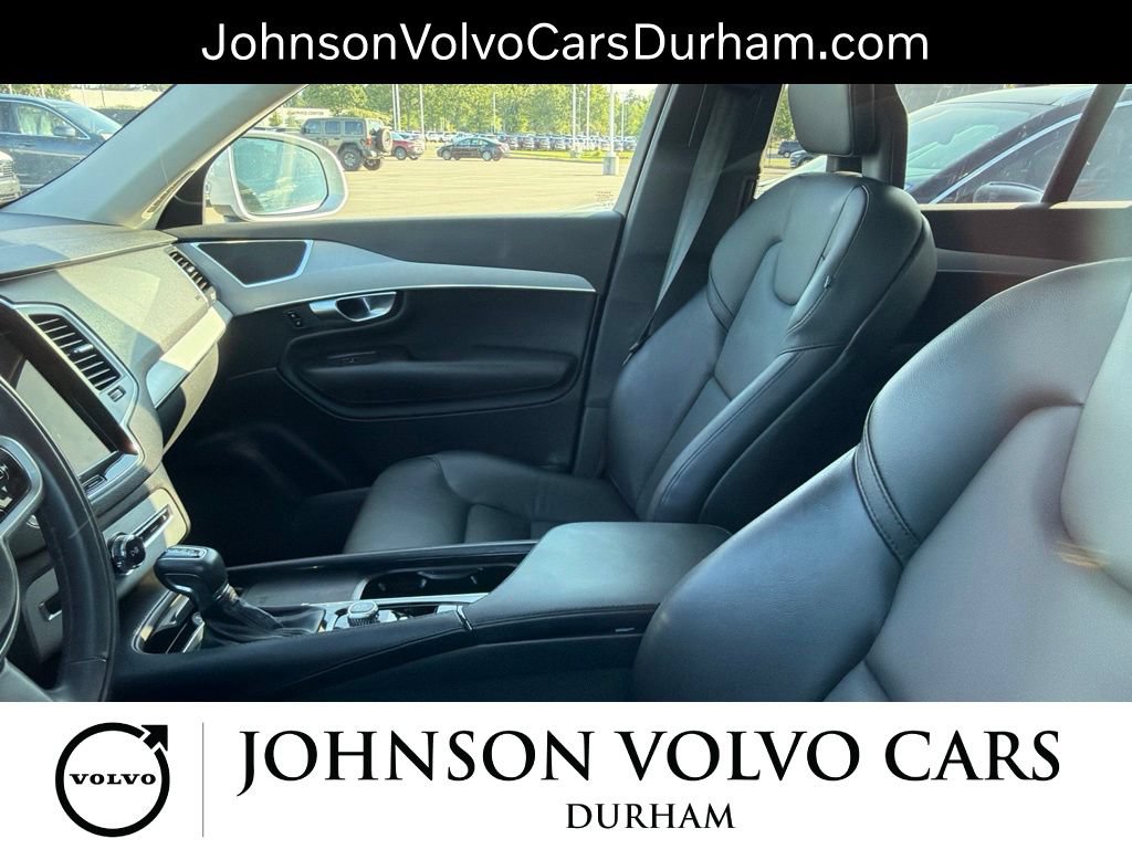 Used 2021 Volvo XC90 T5 Momentum w/ Climate Package FWD image 21