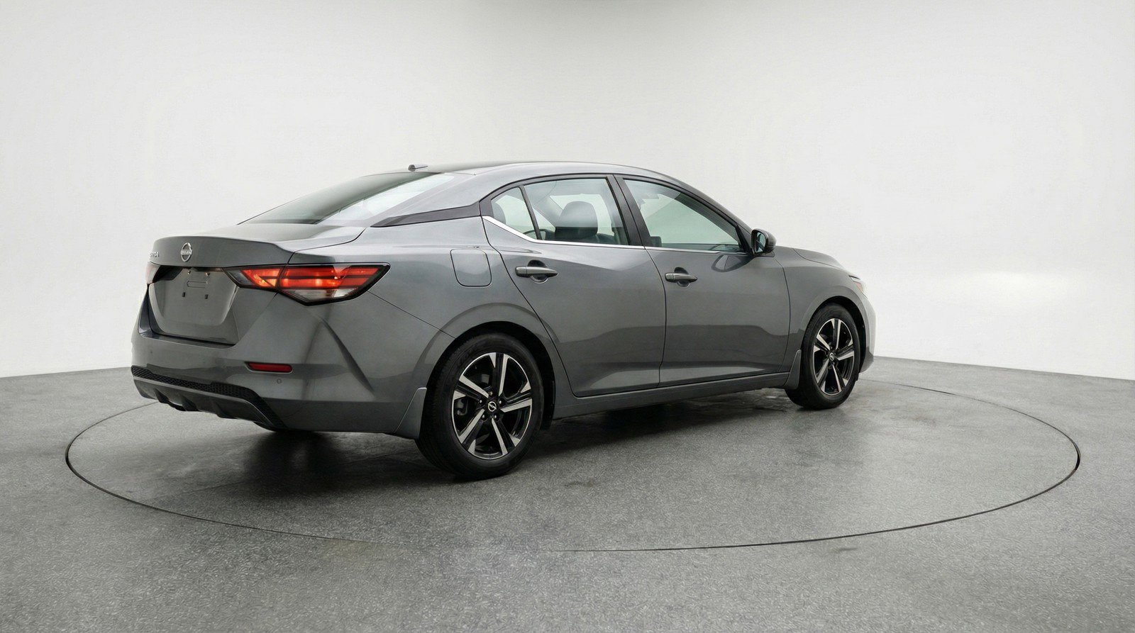 Used 2025 Nissan Sentra SV image 9