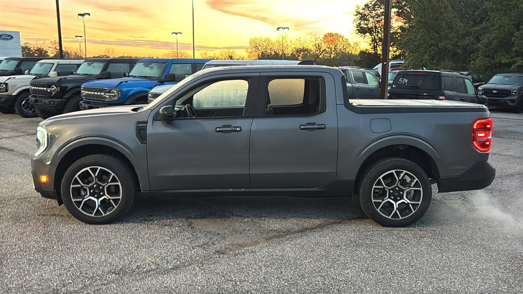 Used 2025 Ford Maverick Lariat w/ 4K Tow Package AWD/4WD image 4