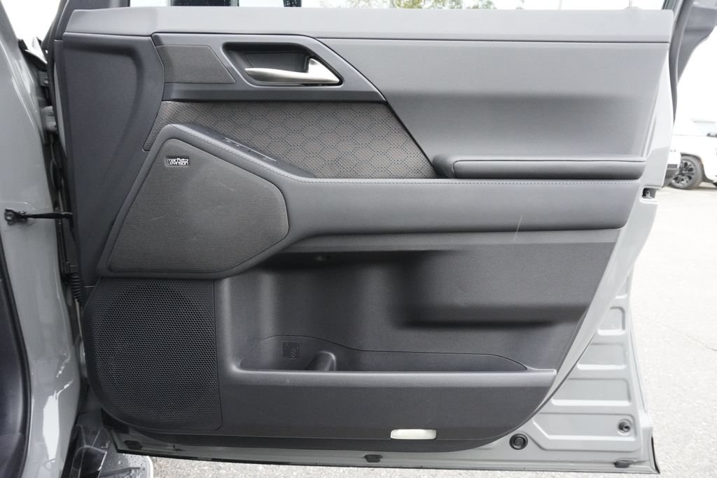 Used 2024 Lexus GX 550 w/ Accessory Package (Z1) AWD/4WD image 21