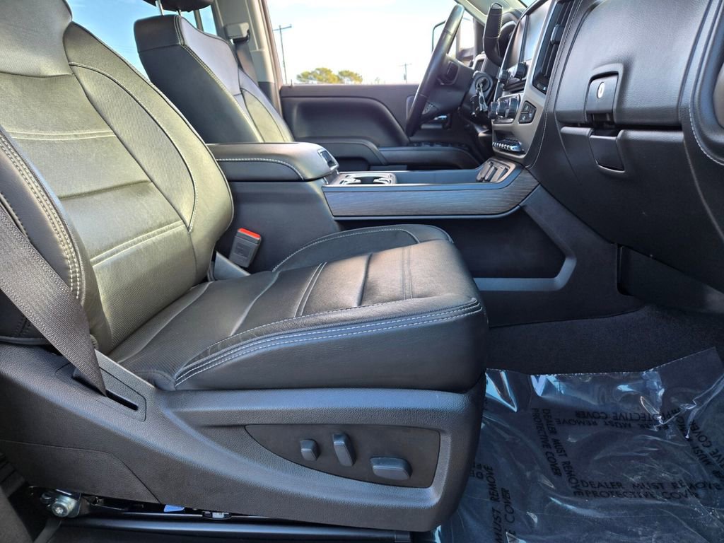 Used 2019 GMC Sierra 2500 Denali w/ Duramax Plus Package image 16