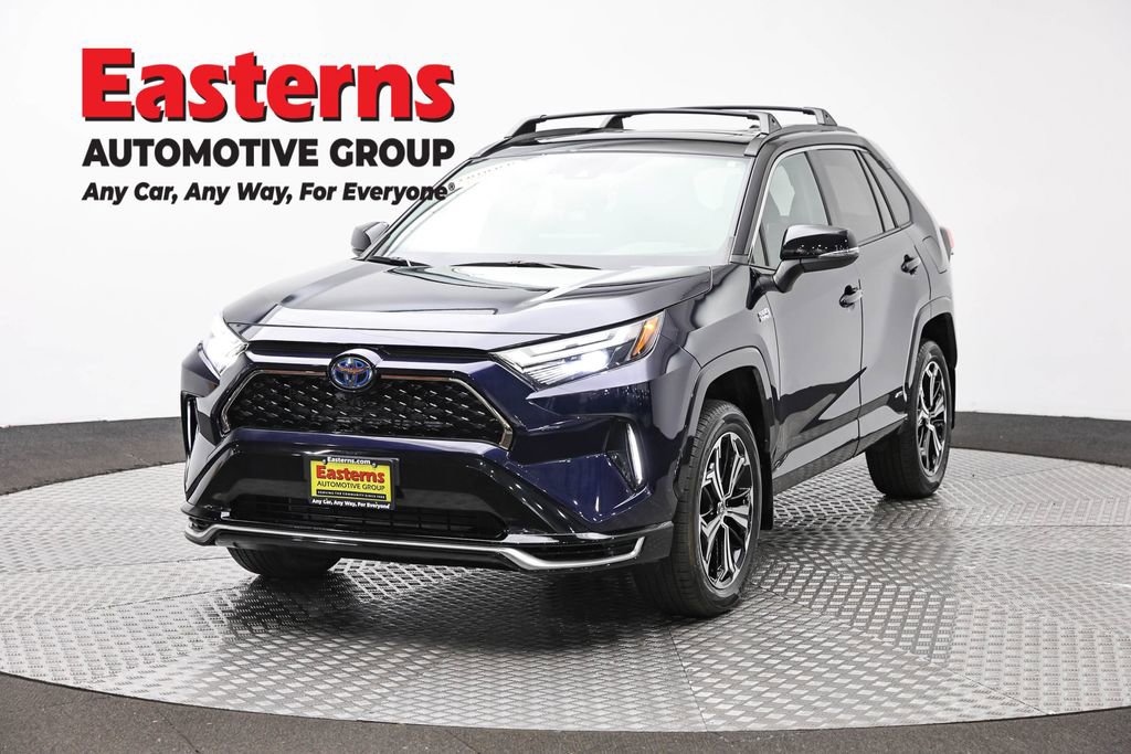 Used 2022 Toyota RAV4 XSE w/ Weather Package AWD/4WD image 1