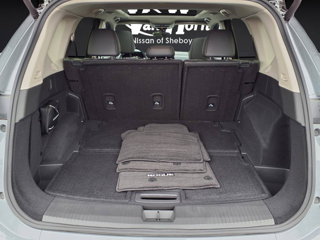 Used 2025 Nissan Rogue SL w/ SL Premium Package AWD/4WD image 36