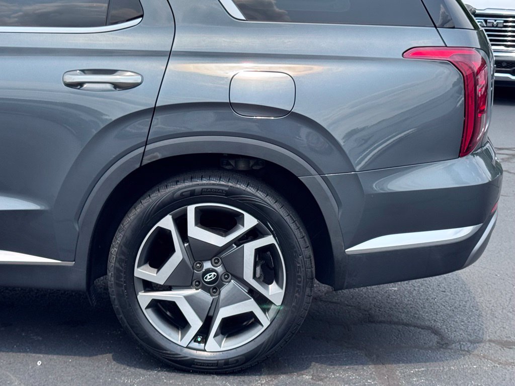 Used 2023 Hyundai Palisade Limited w/ Cargo Package AWD/4WD image 40