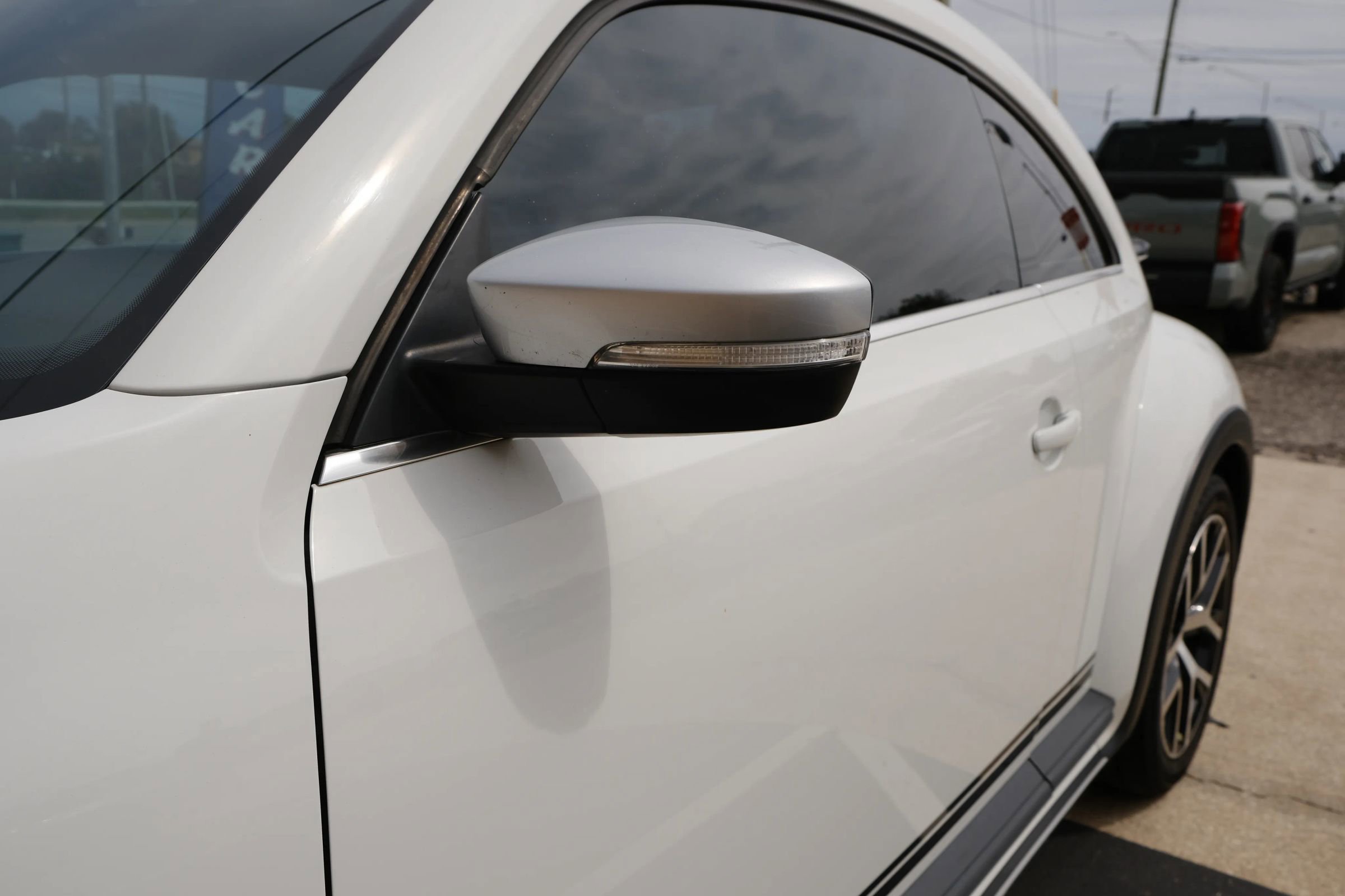 Used 2016 Volkswagen Beetle 1.8T Dune w/ Dune Technology Package image 13