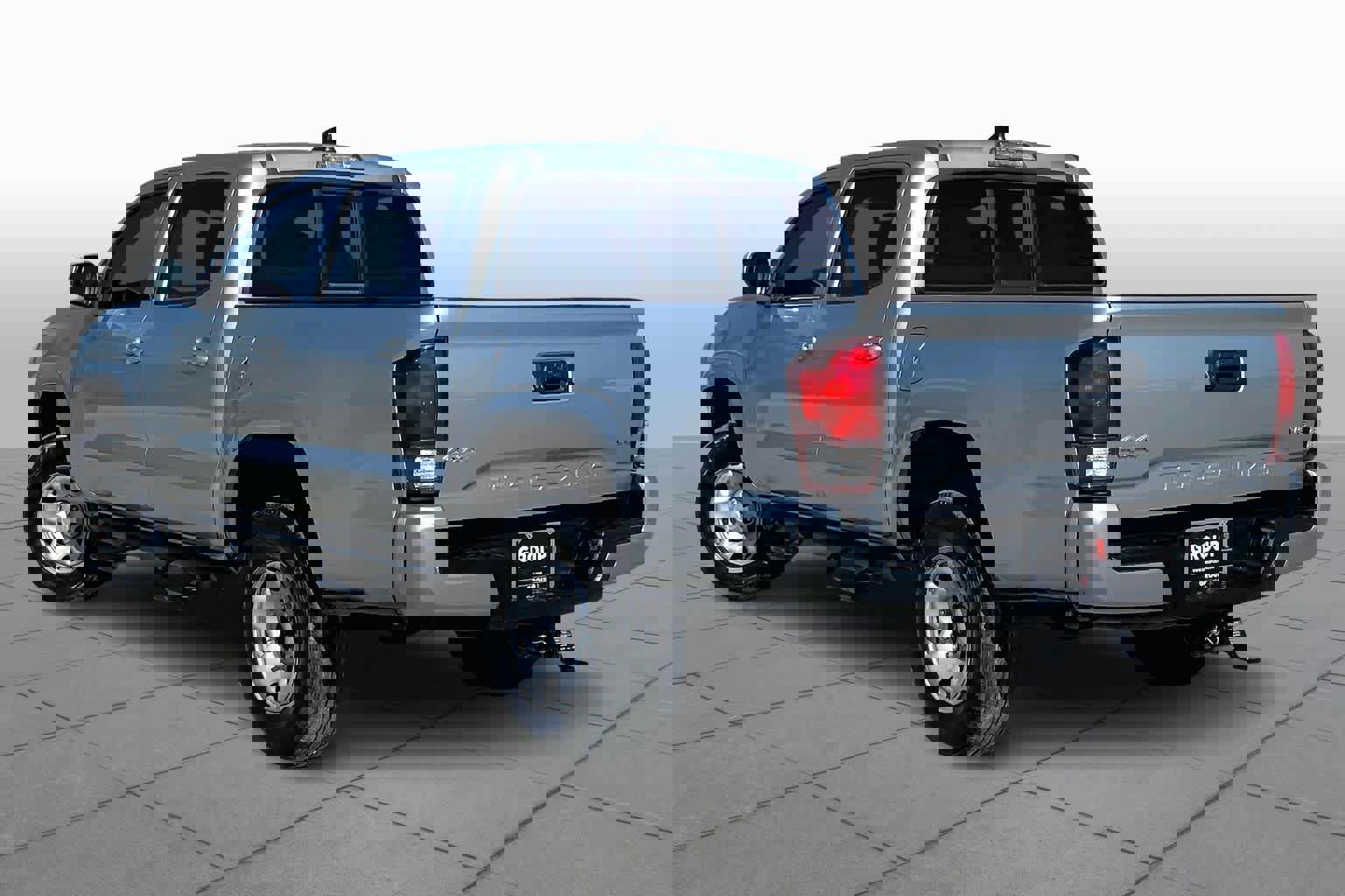 Used 2023 Toyota Tacoma SR image 12