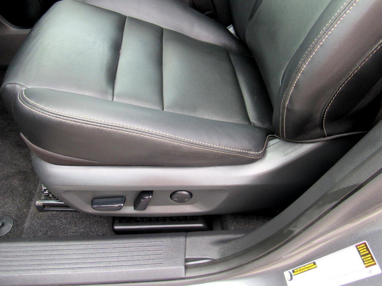 Used 2023 Nissan Rogue SL AWD/4WD image 17