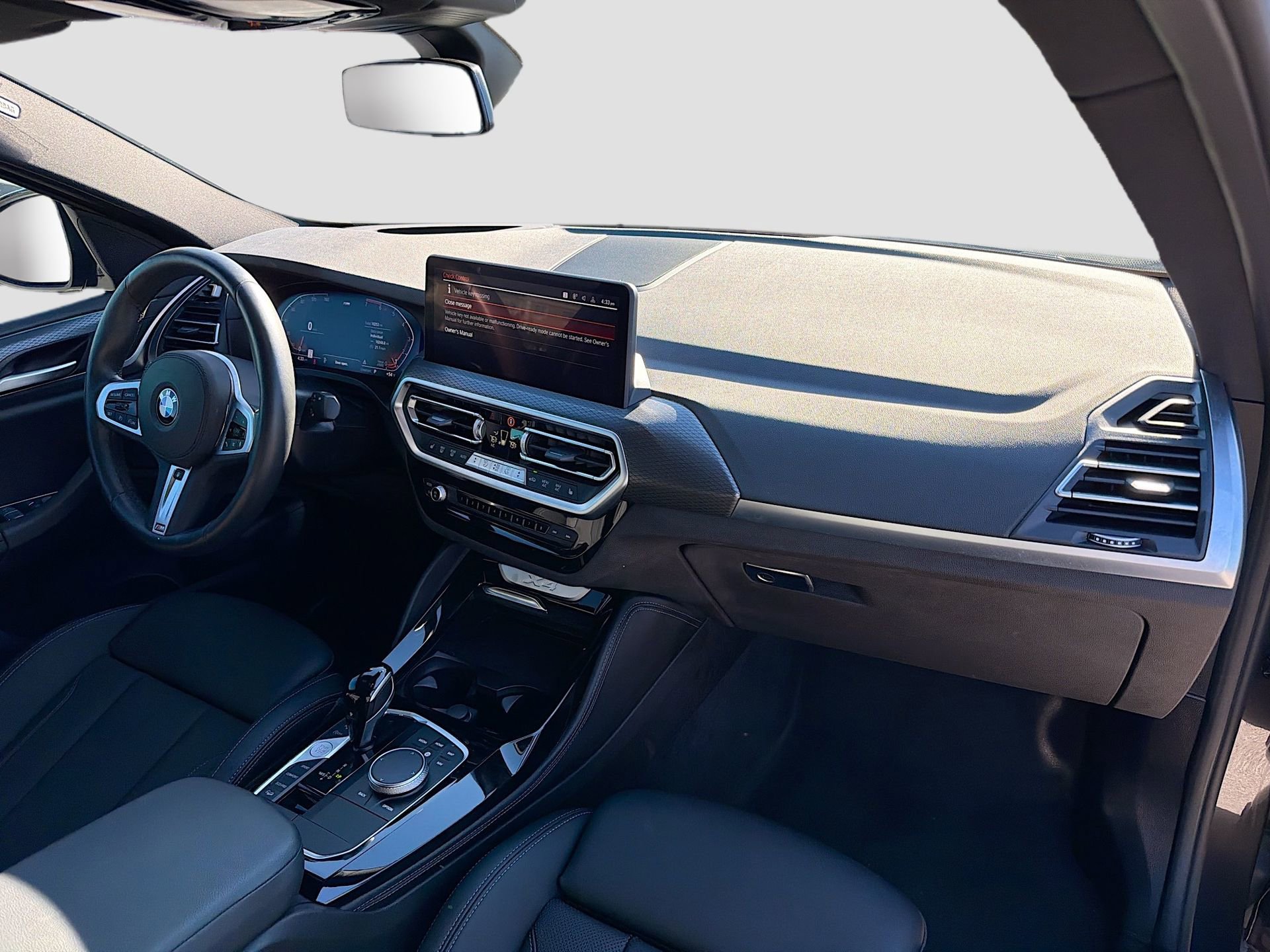 Certified 2025 BMW X4 xDrive30i image 15