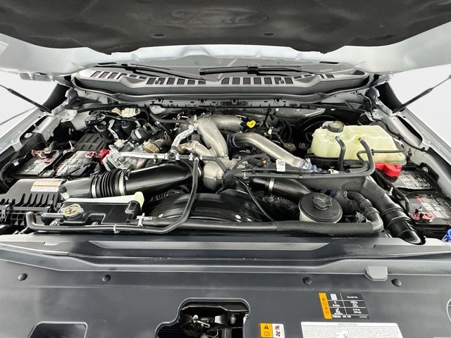 Used 2025 Ford F250 Platinum w/ FX4 Off-Road Package image 32