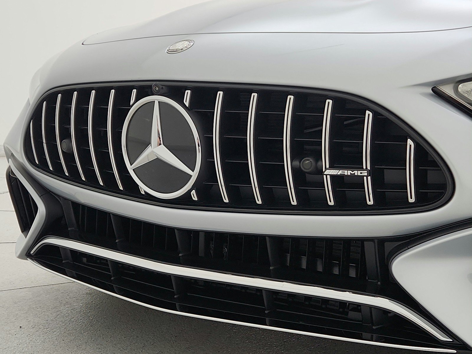 Certified 2025 Mercedes-Benz SL 55 AMG 4MATIC image 24