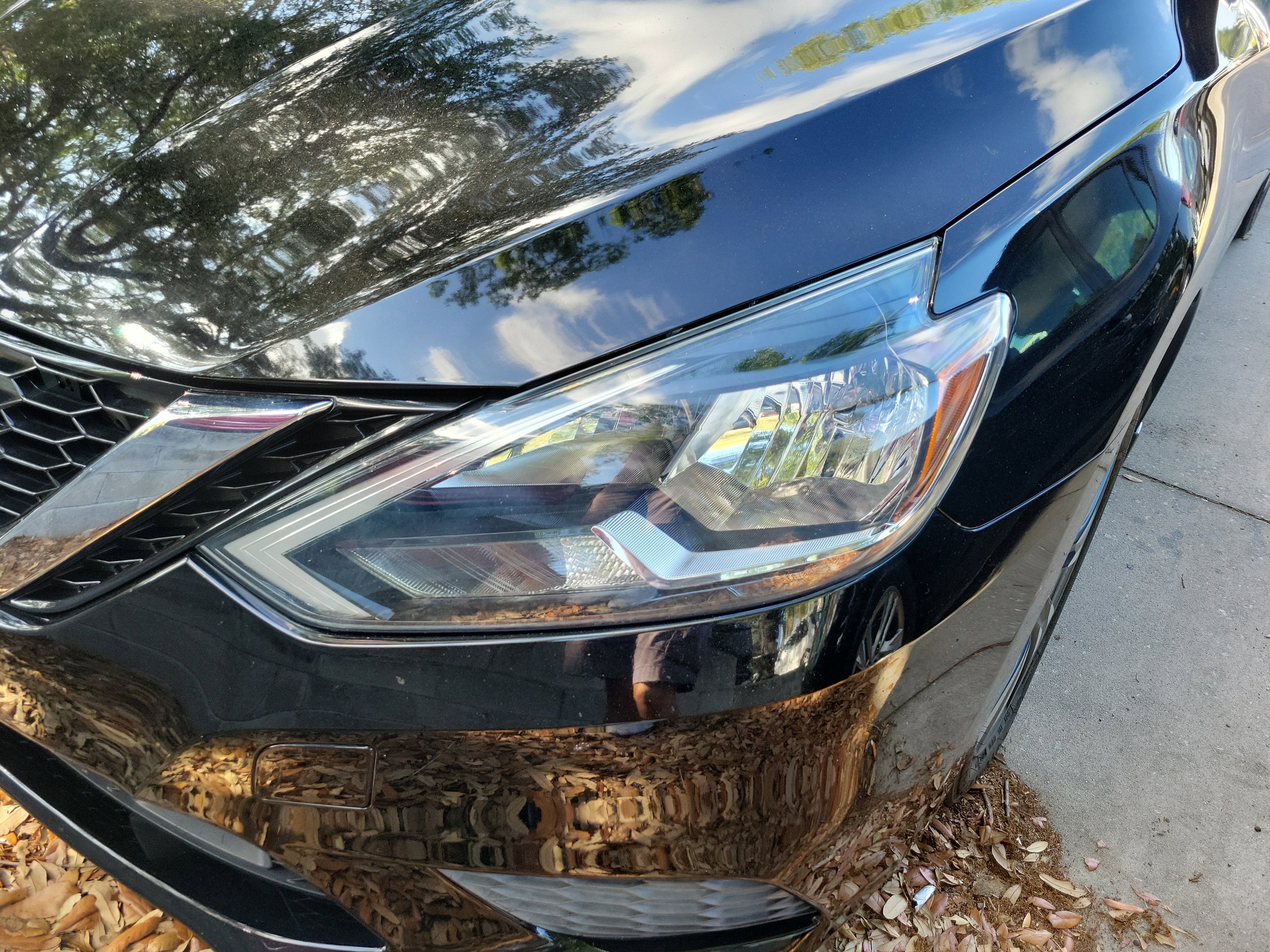 Used 2019 Nissan Sentra SV w/ Special Edition Package FWD image 3