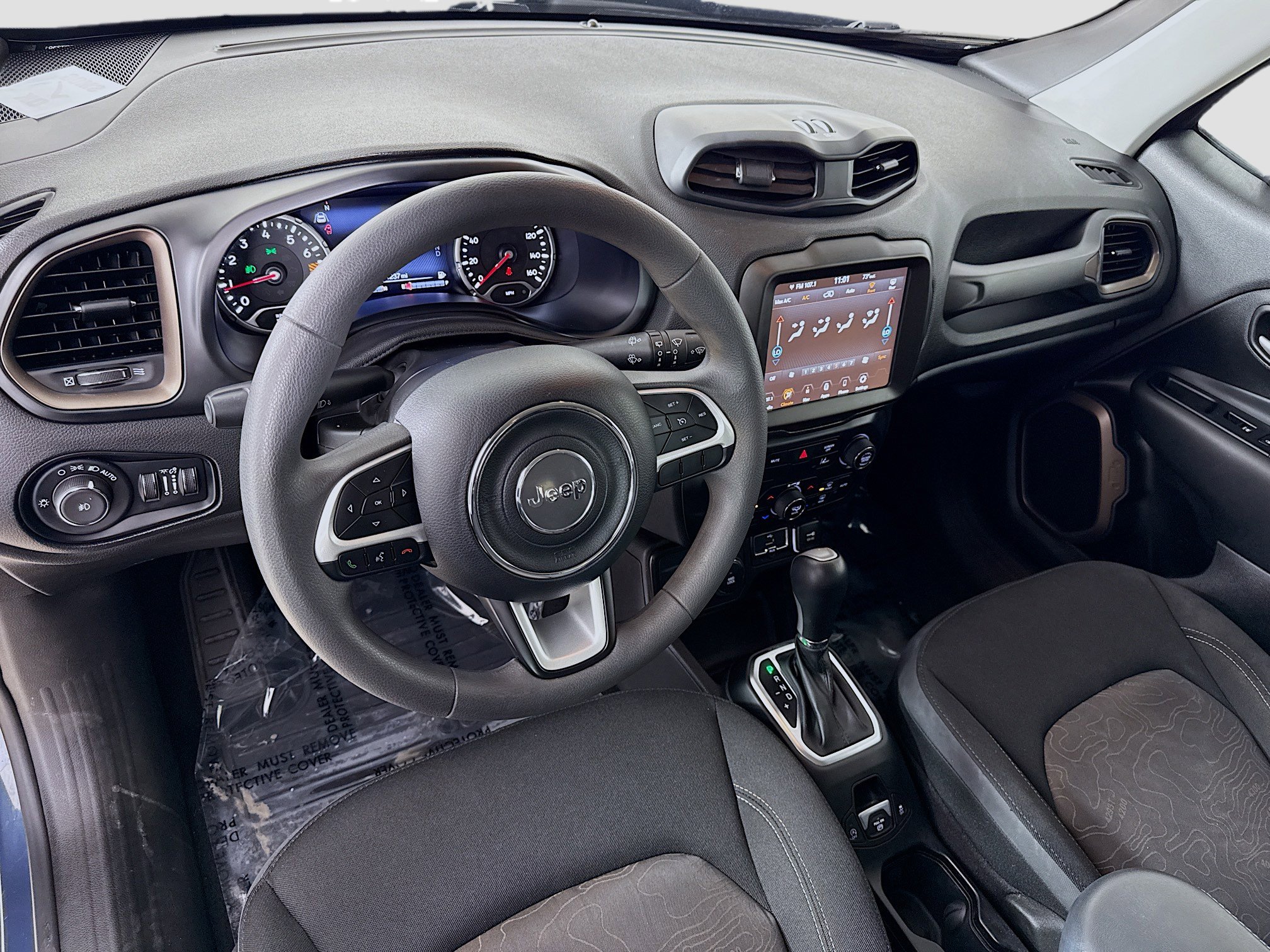 Used 2023 Jeep Renegade Latitude image 9