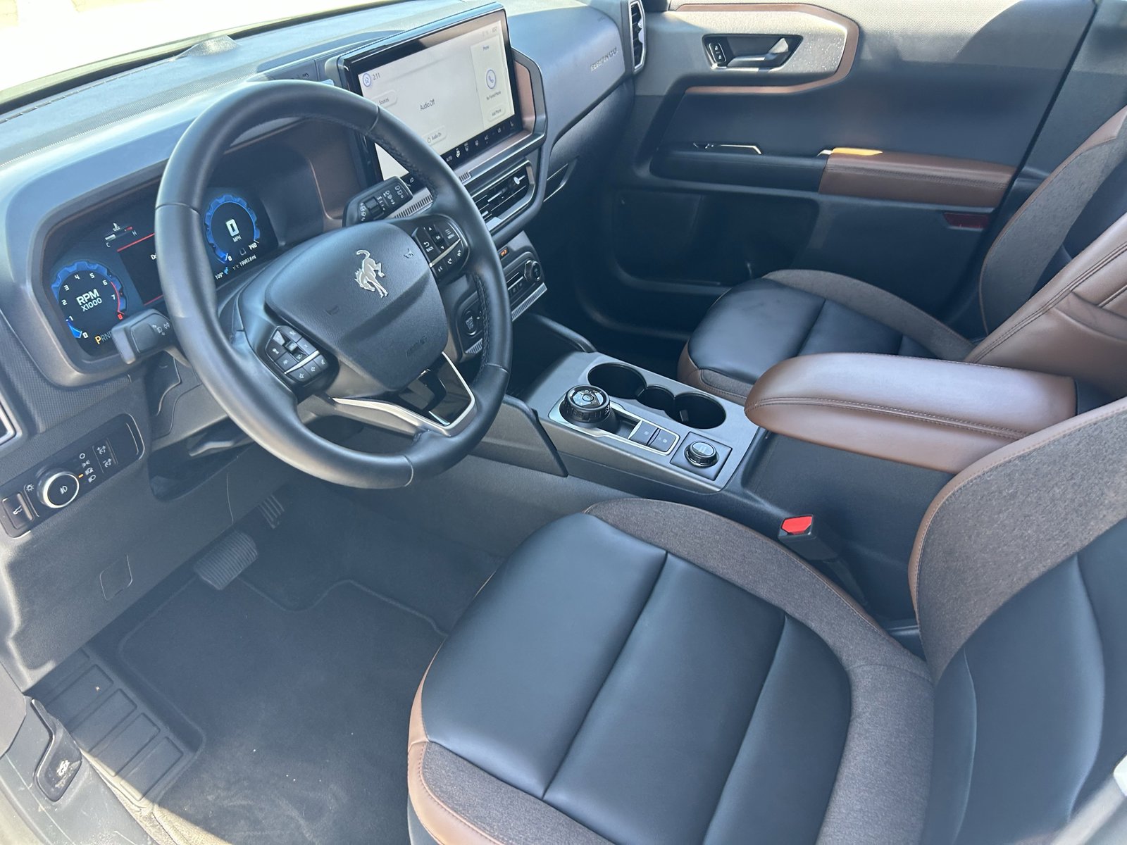 Used 2025 Ford Bronco Sport Outer Banks AWD/4WD image 25