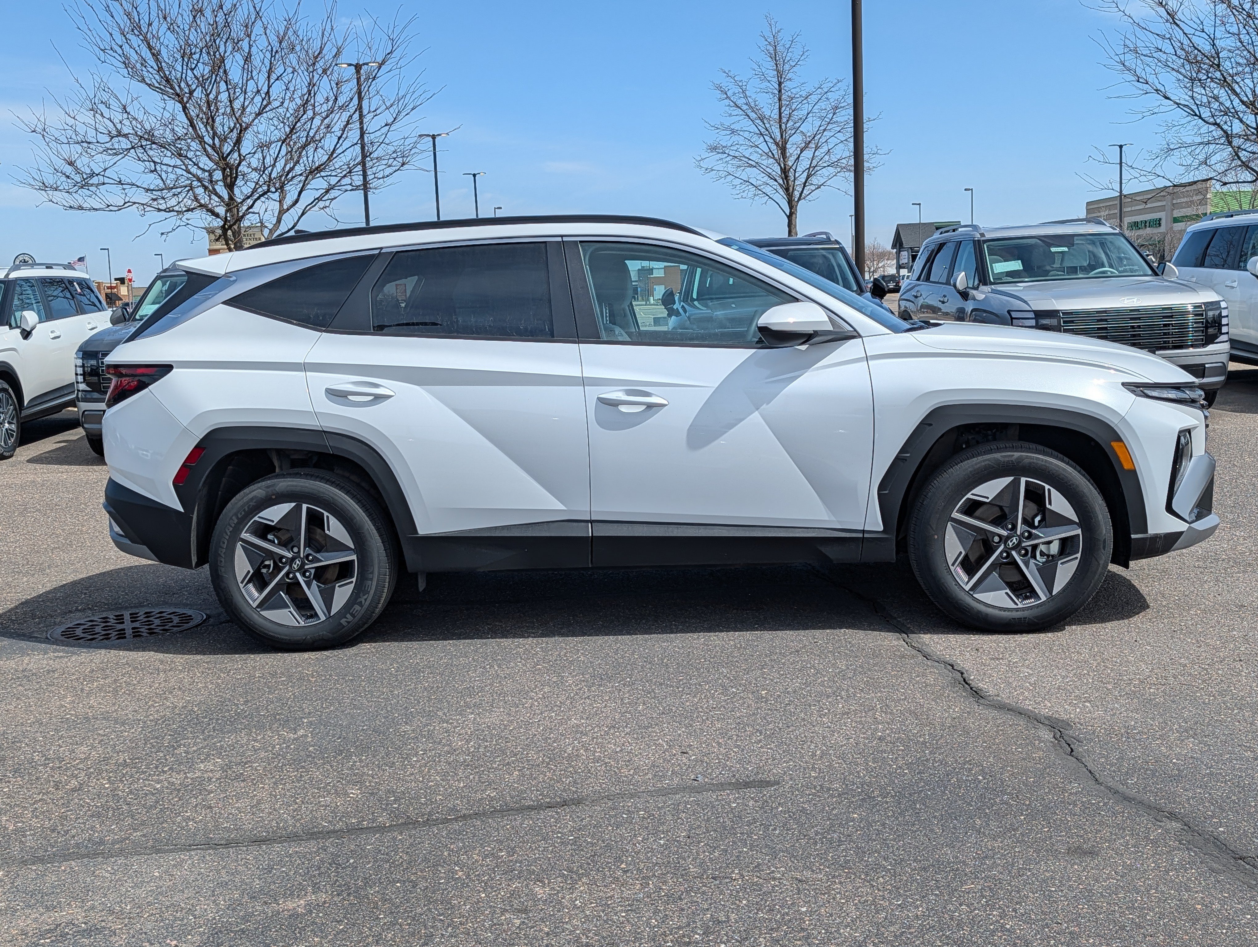 Used 2025 Hyundai Tucson SEL AWD/4WD image 6