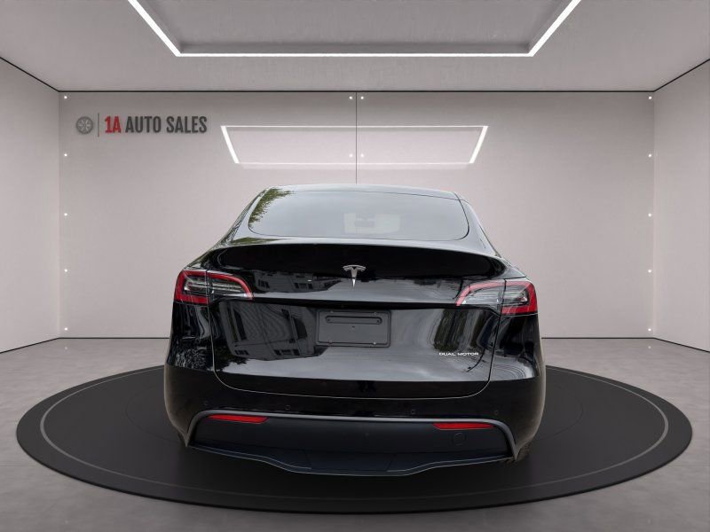 Used 2021 Tesla Model Y Long Range AWD/4WD image 4