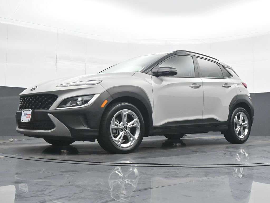 Used 2023 Hyundai Kona SEL w/ Cargo Package image 17