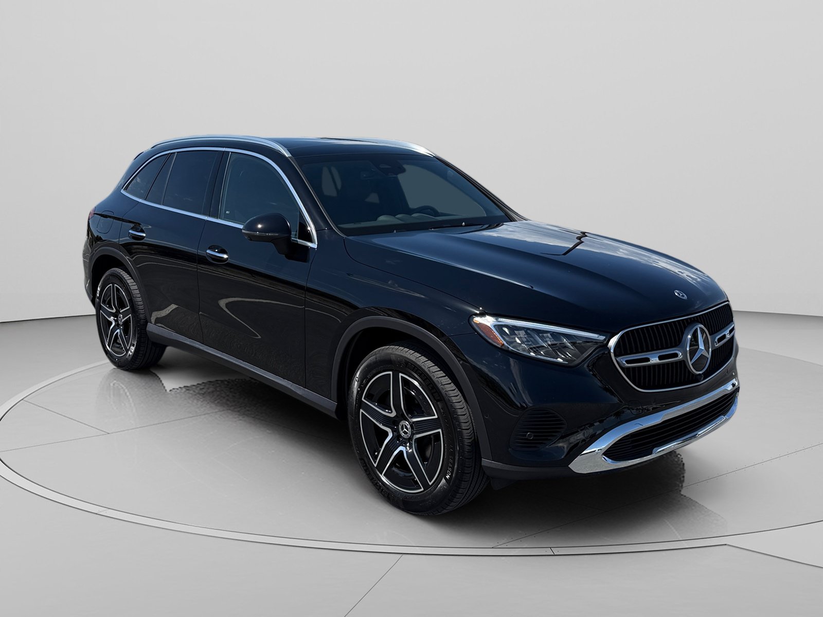 Certified 2026 Mercedes-Benz GLC 300 4MATIC image 8