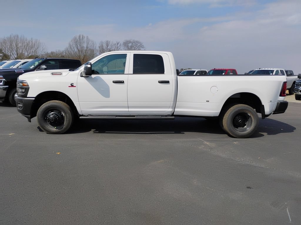 New 2026 RAM 3500 Tradesman AWD/4WD image 8