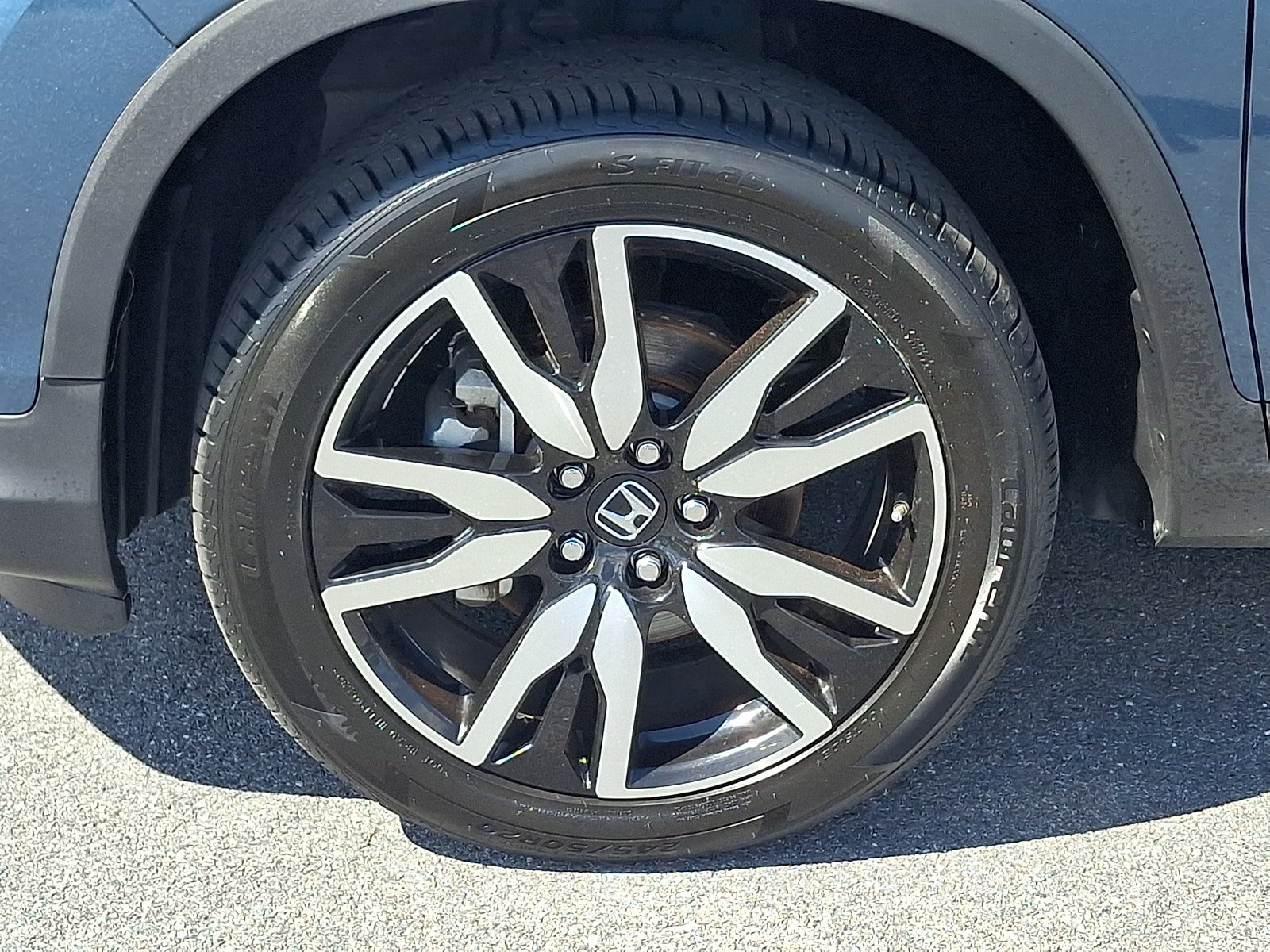 Used 2022 Honda Pilot Touring image 8