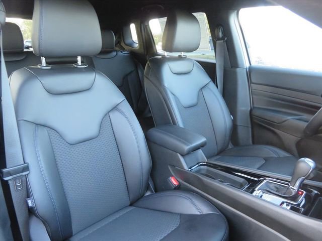 New 2026 Jeep Compass Latitude image 8