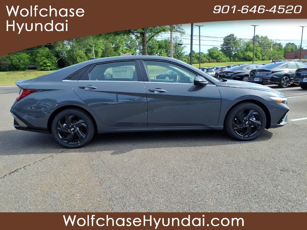 Used 2026 Hyundai Elantra SEL Sport Premium FWD image 6