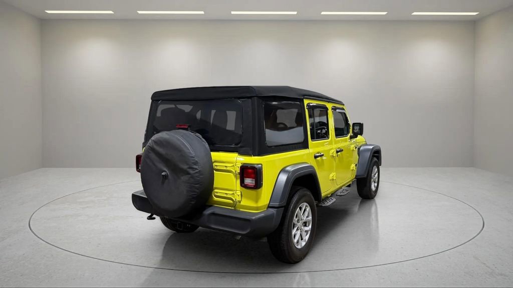 Used 2023 Jeep Wrangler Sport S image 3