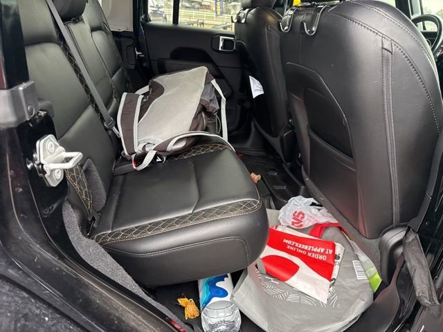 Used 2021 Jeep Wrangler Unlimited Sahara image 11