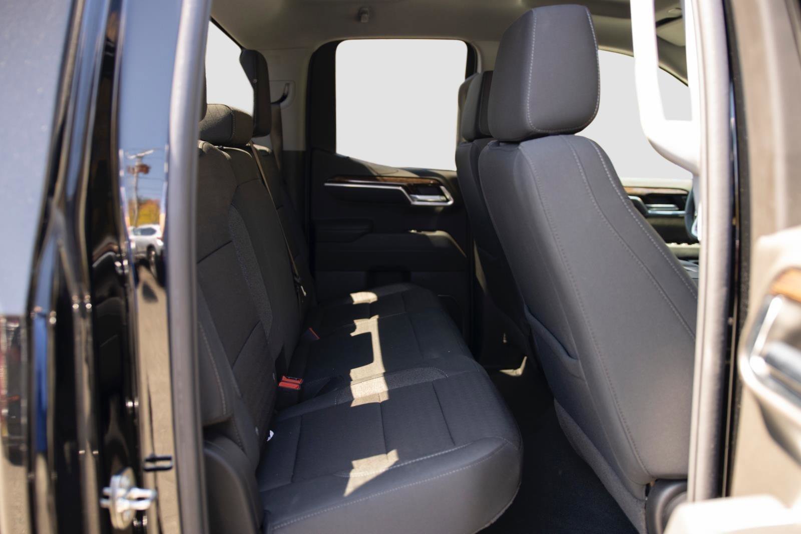 Used 2024 GMC Sierra 1500 Elevation AWD/4WD image 14