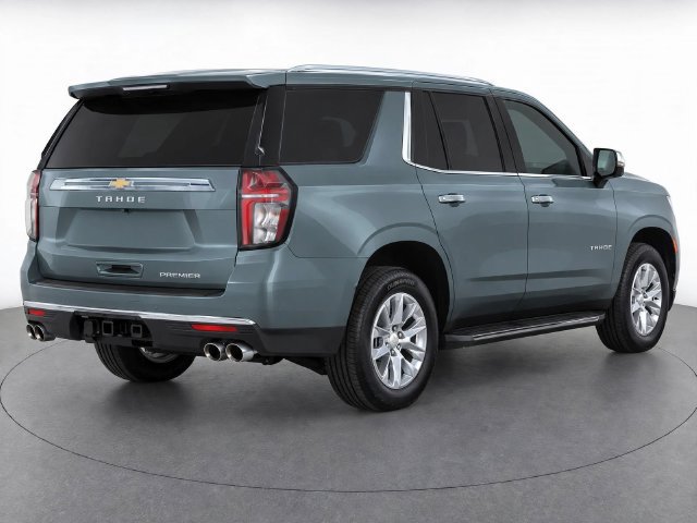Used 2023 Chevrolet Tahoe Premier RWD image 3