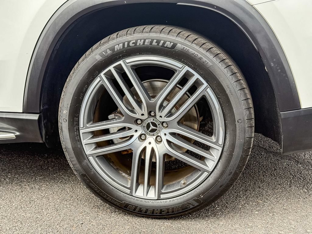 Certified 2023 Mercedes-Benz GLS 450 4MATIC image 11